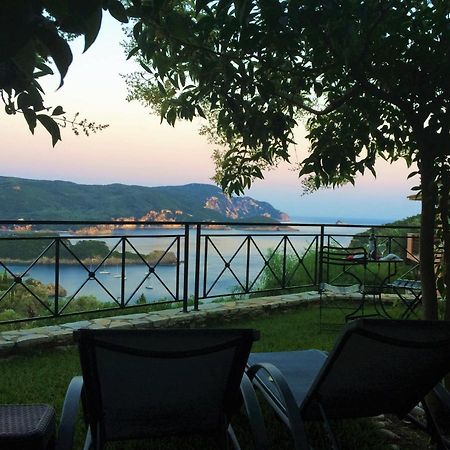 Villa Amaryllis Paleokastritsa Buitenkant foto