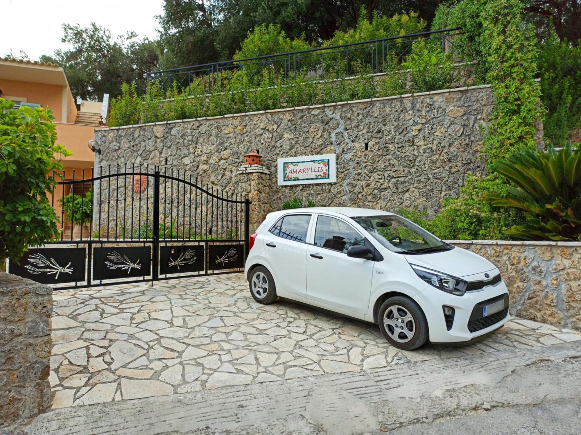 Villa Amaryllis Paleokastritsa Buitenkant foto